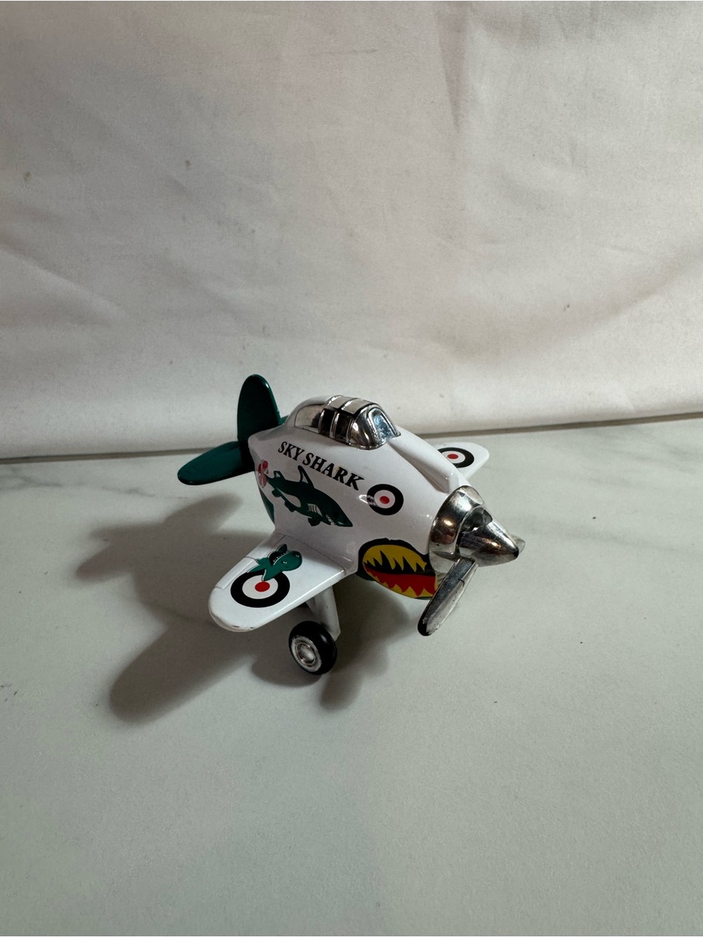 Toysmith Sky Shark Pull Back Diecast Propeller Plane White Green Toy